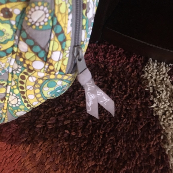 Vera Bradley Lunch Bag - Picture 2 of 3